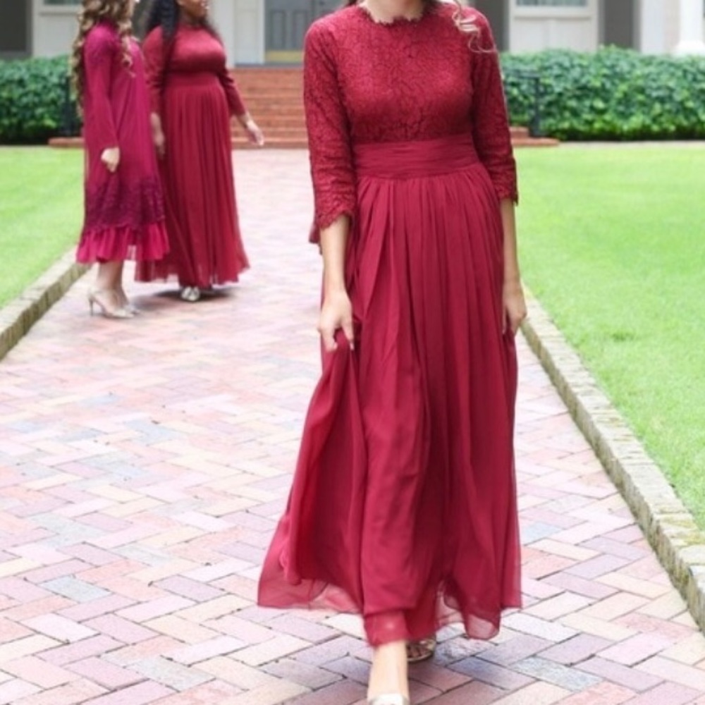 Dainty Jewels English Manor Dress